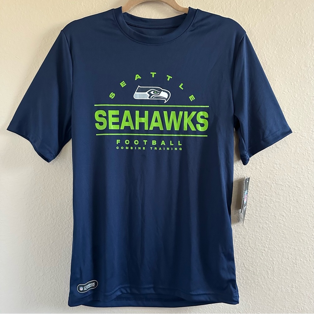 Seattle Seahawks Men’s New Era Blitz Lightning Combine Training Performance Tee